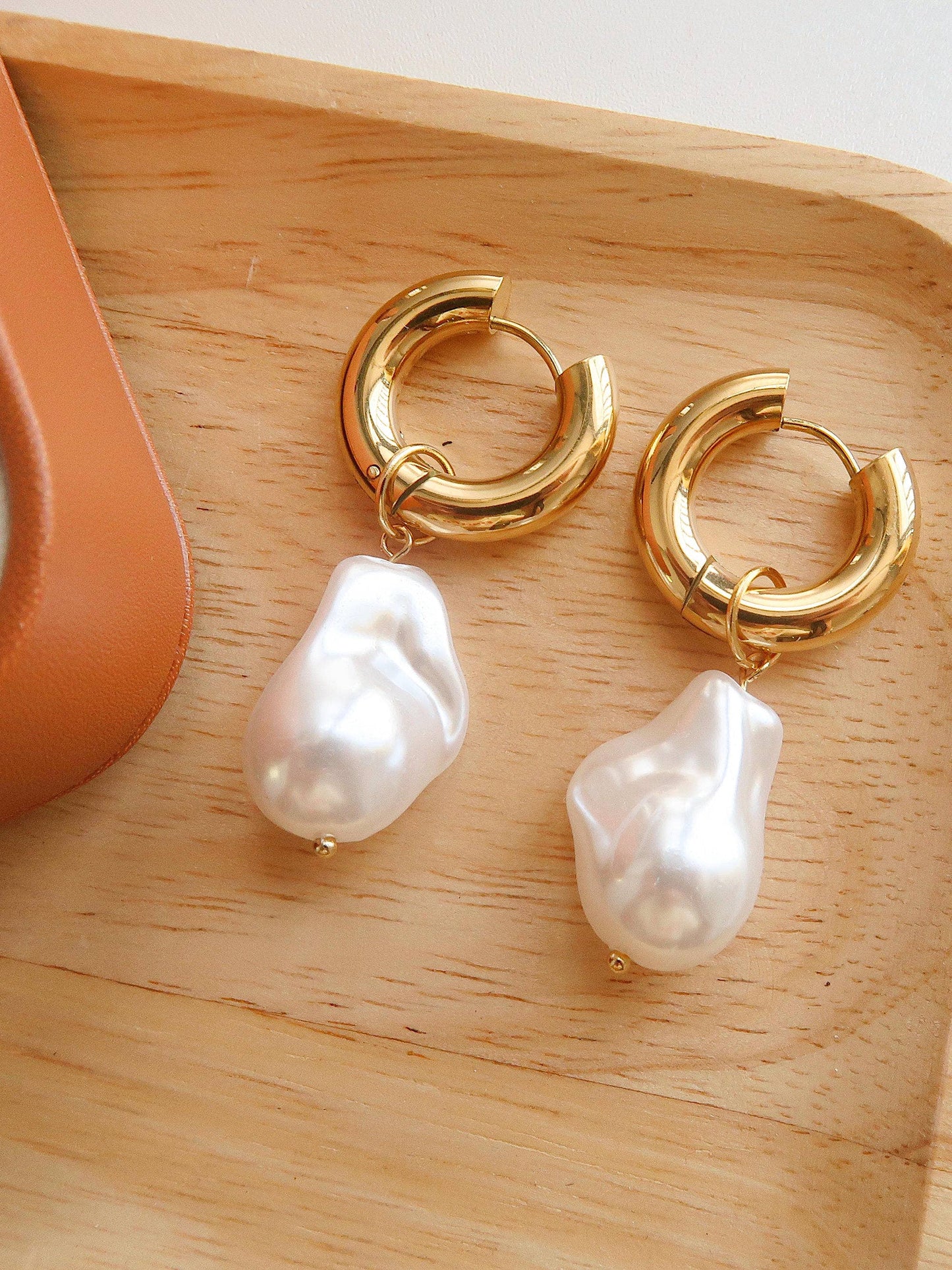Oceana Pearl Earrings