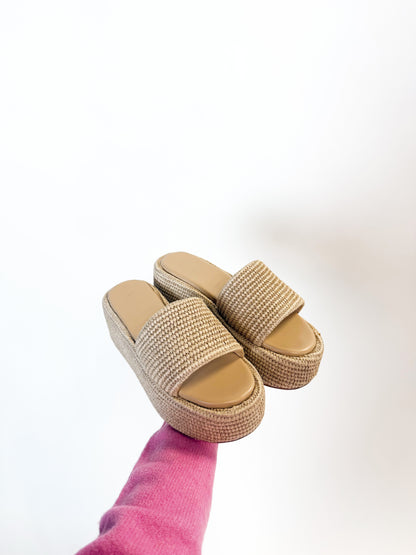 Sandy Platform Sandals
